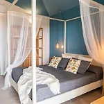 Sole Mare Luna Couette-café 3*
