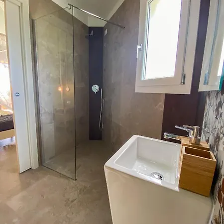 Sole Mare Luna Lu Lioni